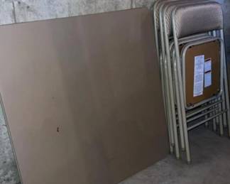 204 foldingtableandfourchairs