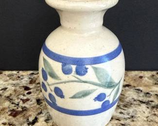 129 hilltoppotterysmallblueberryvinesto