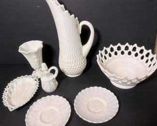 187 lotof7milkglasspieces