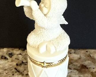 143 snowbabiesporcelainangelwithtrumpet