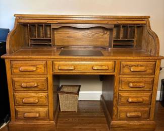 082 vintagewoodenrolltopdeskwithdrawer