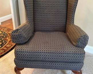 034 queenannewingbackarmchairinbluegol