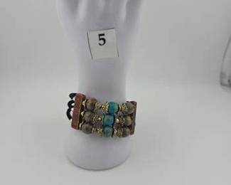 Colorful bead bracelet