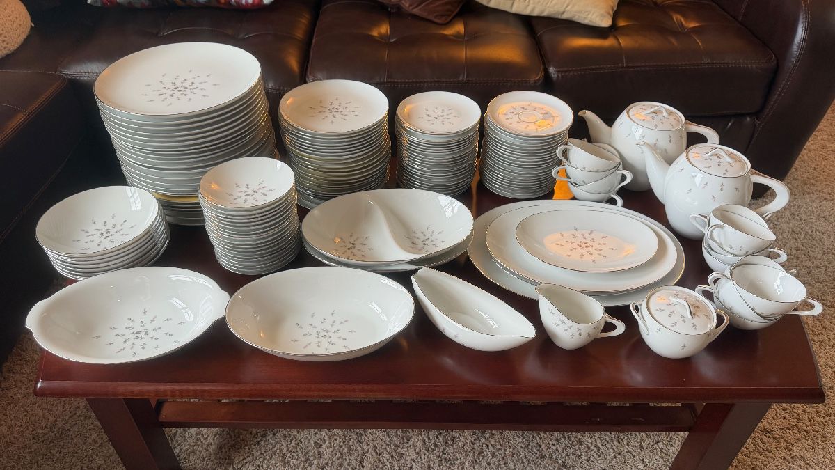 Large 143 Piece Floral Fine China Set