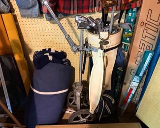Golf Clubs 