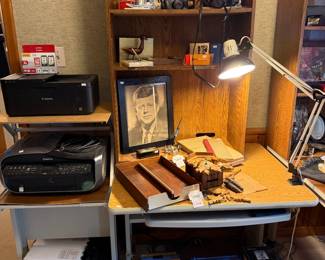Desk, Desk Lamp 