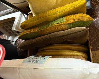 Vtg Pillows