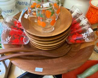 Wooden Plates 