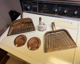 Dustpans 