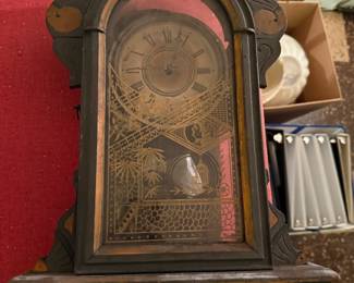 Mantle Clock