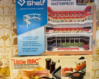 "Little Mac" Grill, Spicy Shelf Spice Organizer 