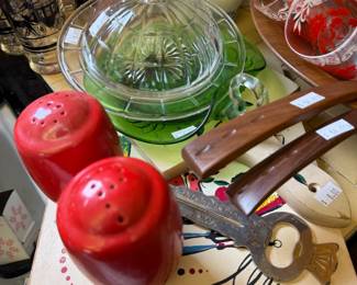 Salt & Pepper Shakers, Hand Juicer, Wine Bottle Opener