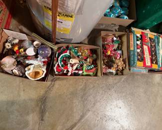 Holiday Decor 