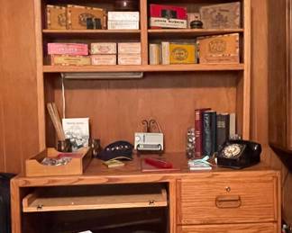 OAK COMPUTER DESK