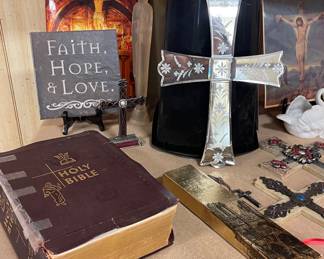 ETCHED MIRROR CROSS