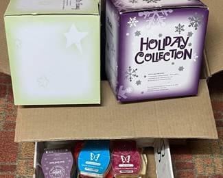 SCENTSY WARMERS AND MELTS