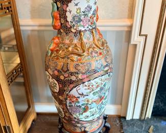 Large Satsuma-style floor vase on carved stand