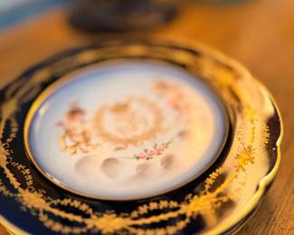 Cobalt and gold floral cabinet plate