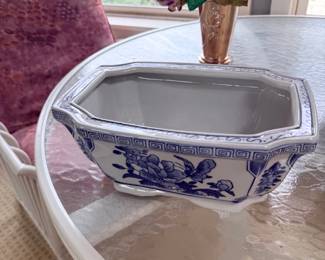Blue-white porcelain serving tureen