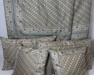 Handcrafted Indian Woven Floral Bedspread with Matching Pillow Shams And Throw Pillows