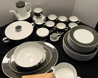  04 1960s Olive Pattern Composition Rosenthal StudioLinie Dinner Service W Orig Purchase Paperwork