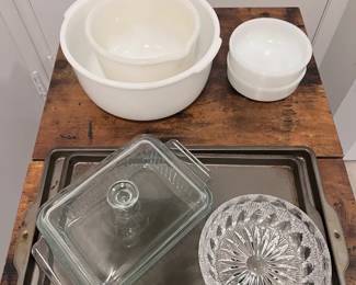Vintage Cookware and Mixing Bowls