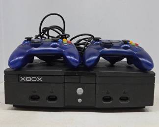 Hacked Original Xbox Console with Controllers