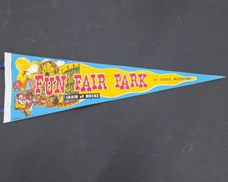 60's Chain of Rocks Amusement Park Pennant