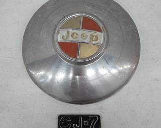 60's Jeep Dog Dish Chrome Wheel Hubcap