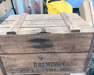 Vintage Berghoff Wooden Beer Crate Fort Wayne Indiana