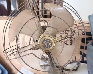General Electric Vortalex Art Deco Desk Fan