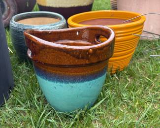 Sunnydaze Chalet High-Fired Glazed Ceramic Planters
