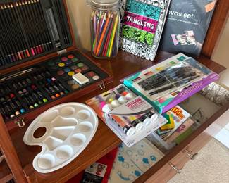 Art 101 Multifunctional Art Set with Wooden Case