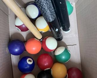 Billiard Ball Set with Cues