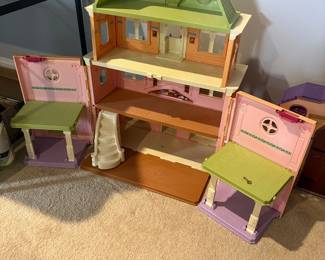 Fisher-Price "Loving Family" Grand Mansion Dollhouse