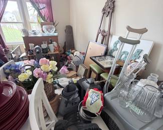Assorted Home Goods Lot