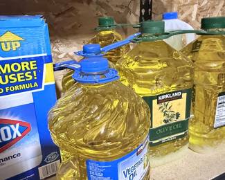 Kirkland Signature Vegetable Oil and Olive Oil