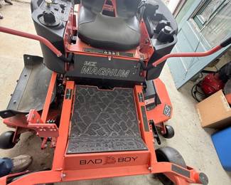 Bad Boy MZ Magnum 54" Zero-Turn Mower