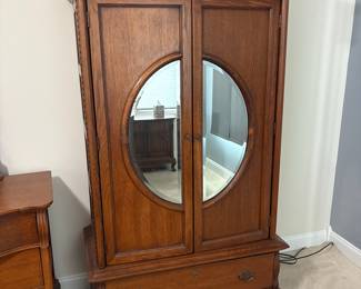 Antique Oak Wardrobe with Oval Mirror - Lexington Furniture