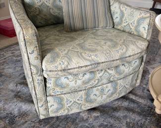 Ethan Allen Paisley Upholstered Swivel Club Chair