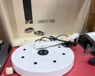 V-M "Vanity Fair" Portable Record Player