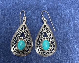 925 STERLING SILVER AND TURQUOISE EARRINGS