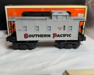 LIONEL O SCALE CABOOSE