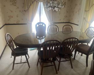 table and chairs for matching china hutch