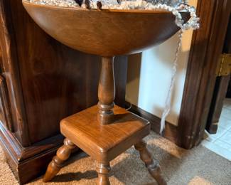 Antique Primitive Maple Yarn Bowl Knitting Plant Stand