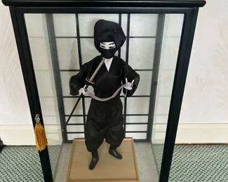 Vintage Japanese Samari Doll 17 In Display Case