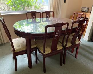 Decorative Dining Room Table w Six Matching Chairs