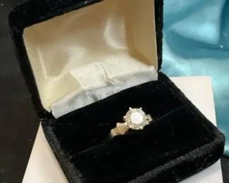 Solitaire Diamond Ring With Baguette Diamond Accents
