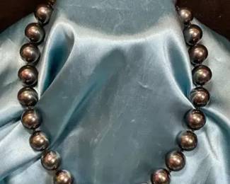 Stauer Black Pearl Necklace