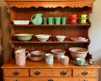 Spongeware pottery